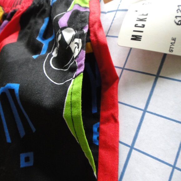 Vintage 90's Mickey & Co All Over Graphic Mickey Mouse Shorts Sz L NWT - Picture 4 of 14